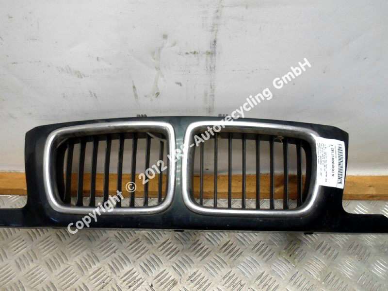 Grill/Frontmaske M 51138148727 BMW 5-Er (E34) (88-95) BJ: 1994